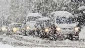 أربعينية الشتاء تبدأ بانخفاضات جوية حادة وأمطار غزيرة تزيد من موجات البرودة